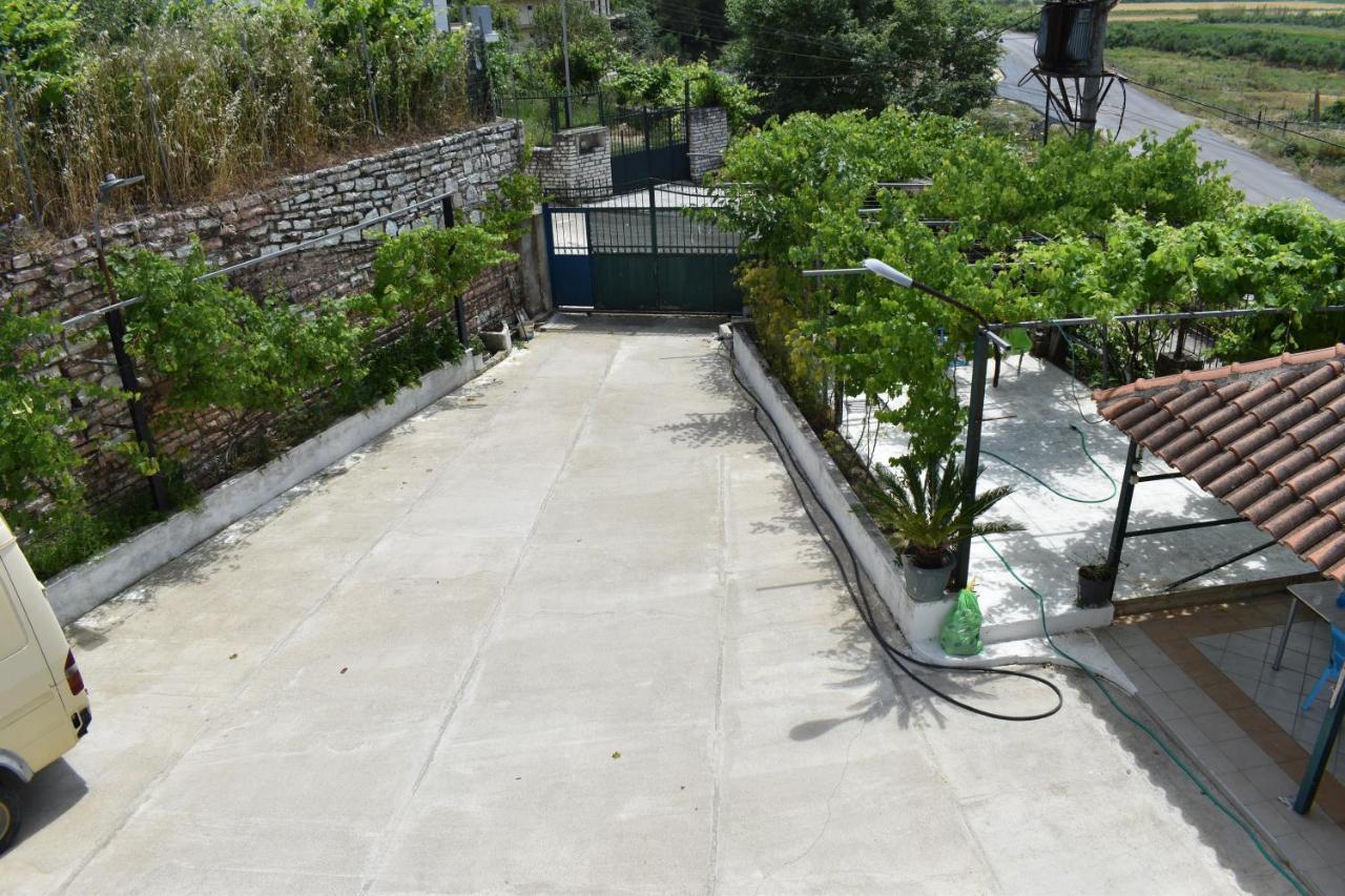 Anastasias Apartments ซารานเดอ ภายนอก รูปภาพ