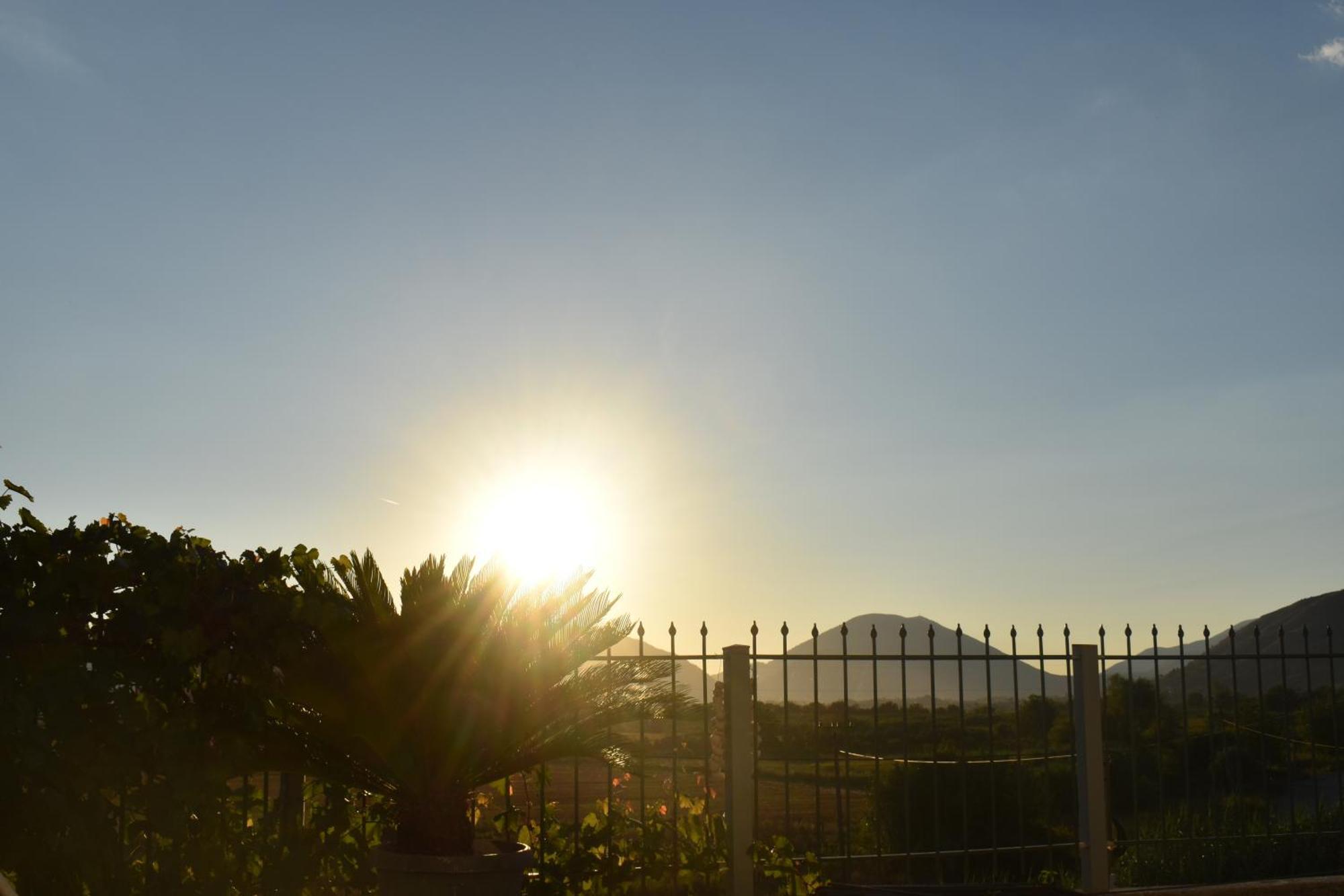 Anastasias Apartments ซารานเดอ ภายนอก รูปภาพ