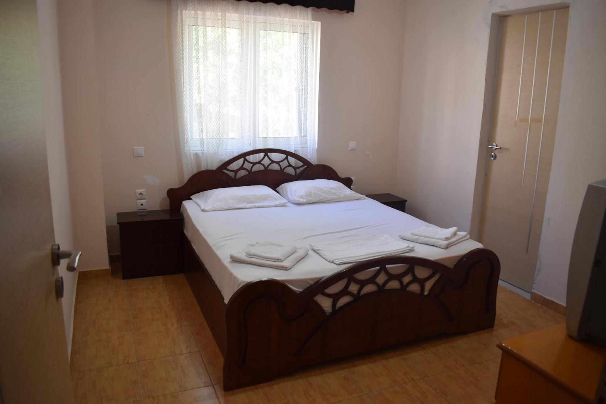 Anastasias Apartments ซารานเดอ ภายนอก รูปภาพ