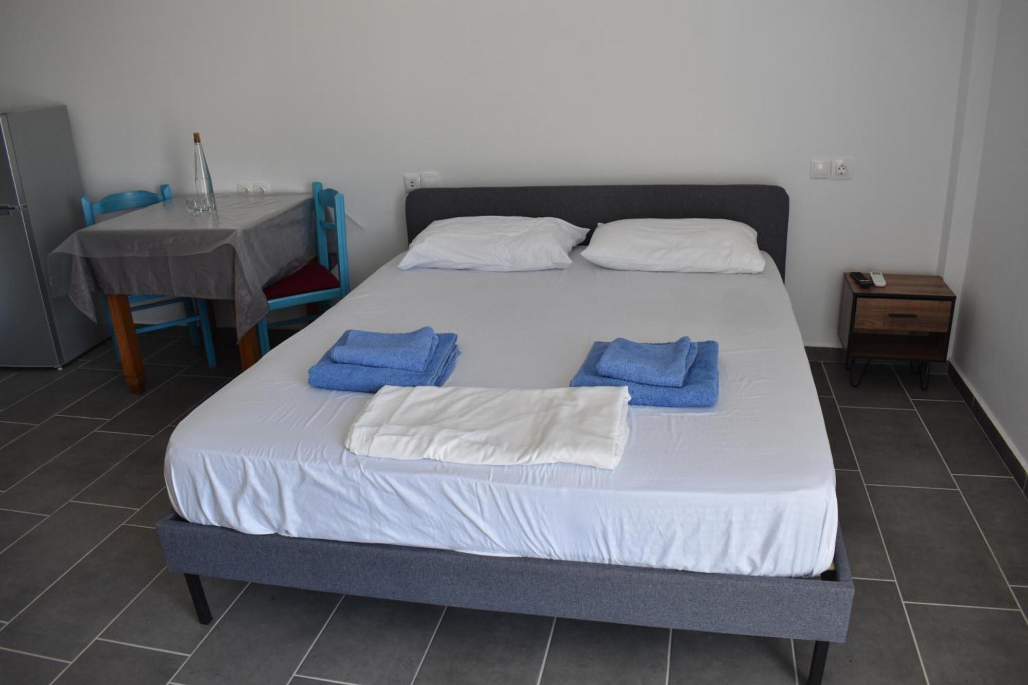 Anastasias Apartments ซารานเดอ ภายนอก รูปภาพ